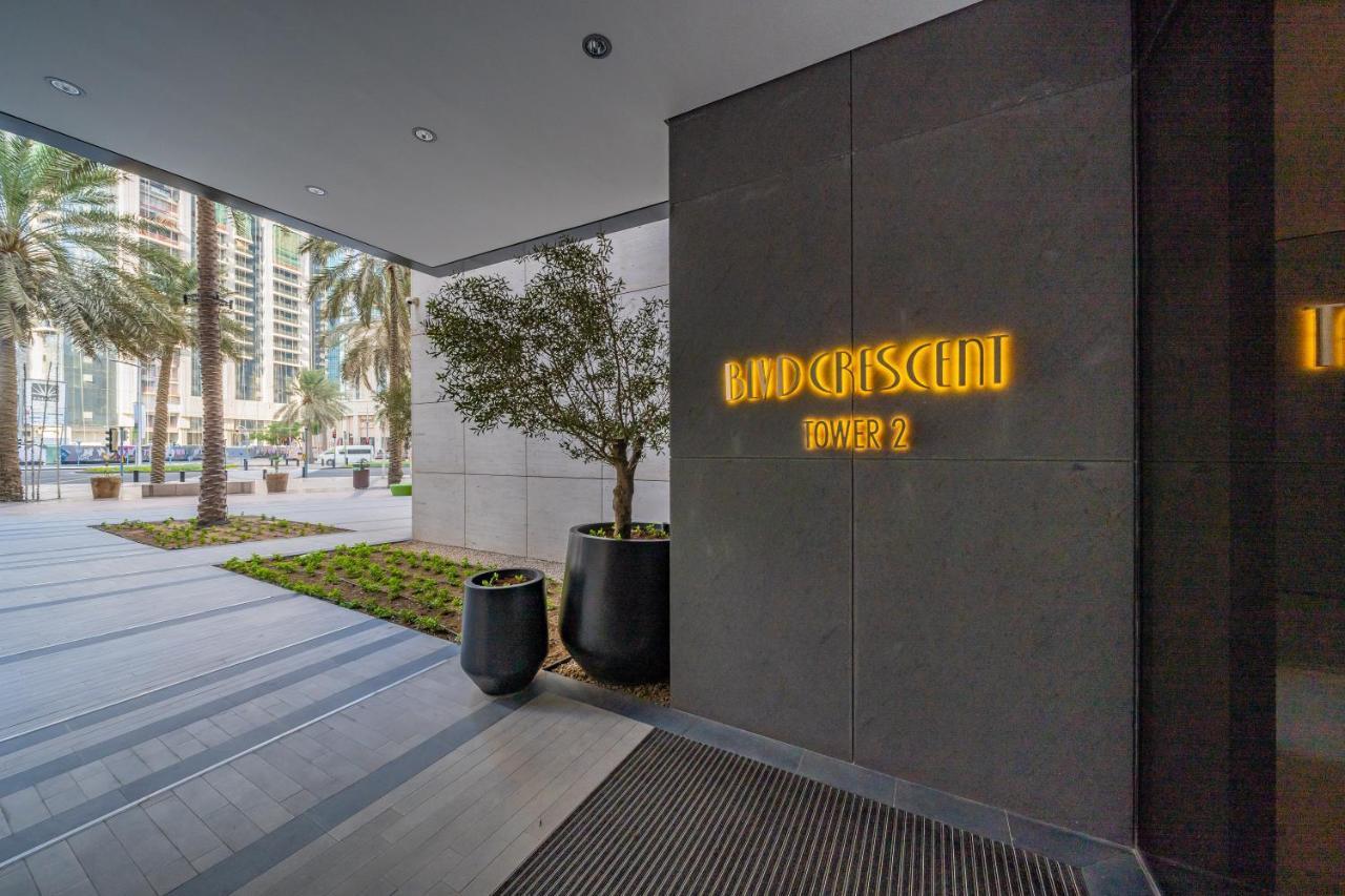 Appartamento Elegant With Balcony Minutes From Burj Khalifa Dubai