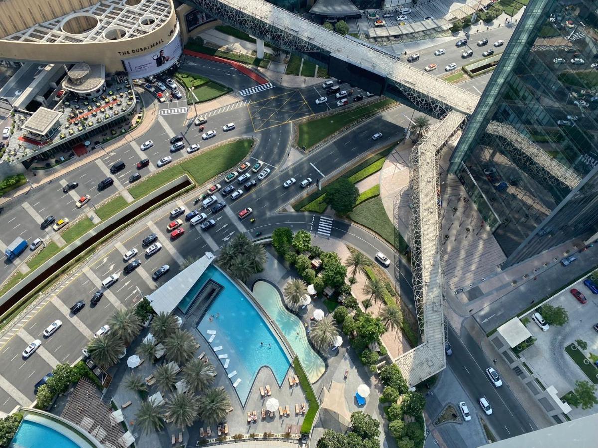 Amazing 2 Bedroom With Full Burj View Apartment *