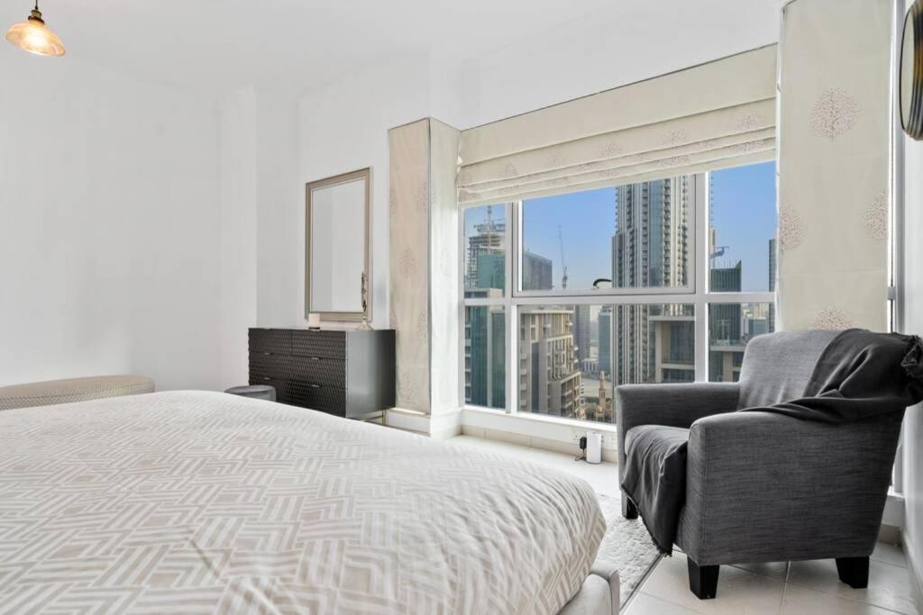Spectacular Burj & Fountain View - Luxurious 3 Bedrooms & Maids - The Residences Appartamento *