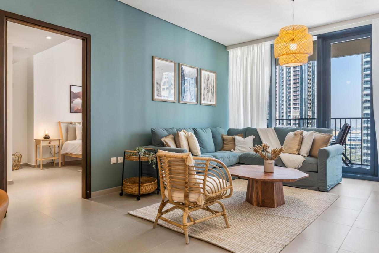 High-end Chic Apartment, Close To Burj Khalifa * Dubai