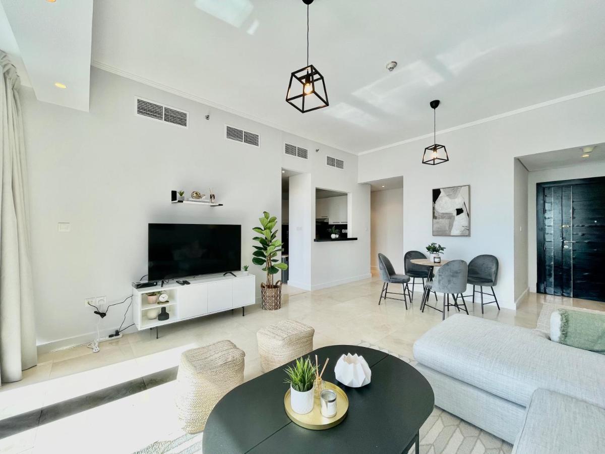 Stunning Marina View With Balcony - Airbetter Apartment