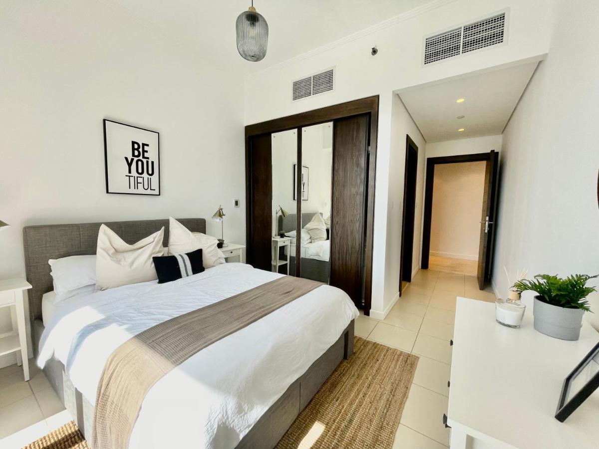 Stunning Marina View With Balcony - Airbetter Apartment