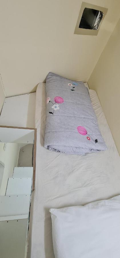 Hostel, Bedspace And Backpackers * Dubai