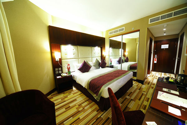 Al Hamra Hotel