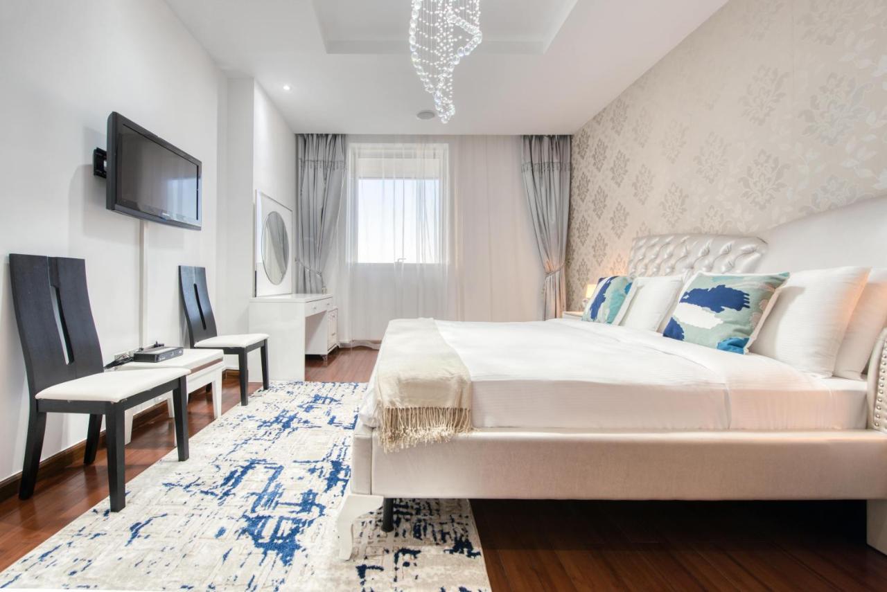 Maison Privee - Spacious Apt On Palm Jumeirah W Sea Views And Premium Facilities Access Apartment