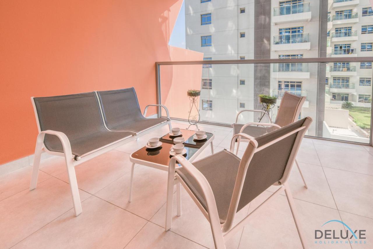Glamorous Studio At Binghatti Stars Silicon Oasis By Deluxe Apartamento *