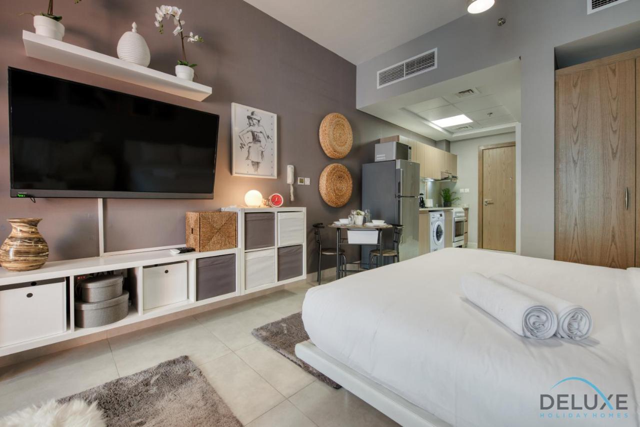 Glamorous Studio At Binghatti Stars Silicon Oasis By Deluxe Apartamento Dubái