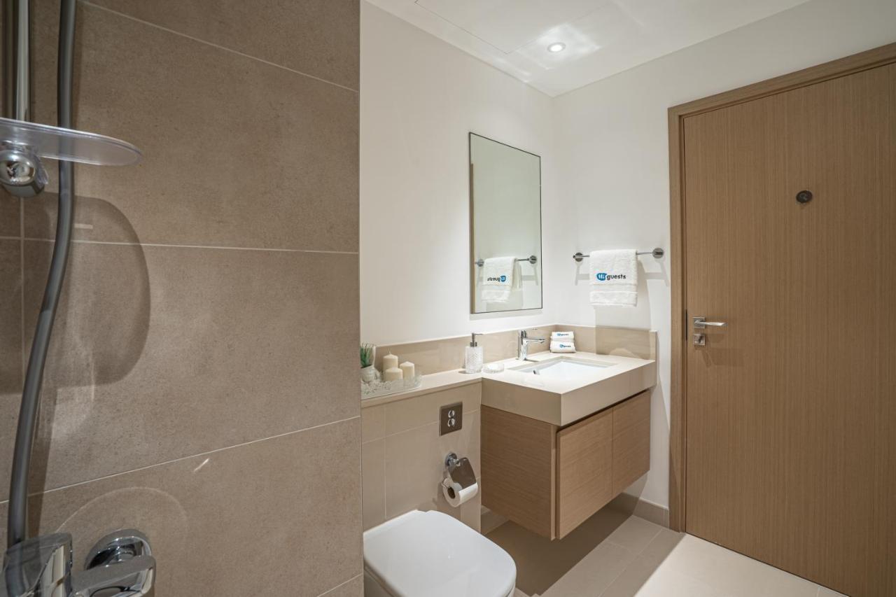 Higuests - Artistic Apt With Balcony Overlooking Canal Lägenhet Dubai