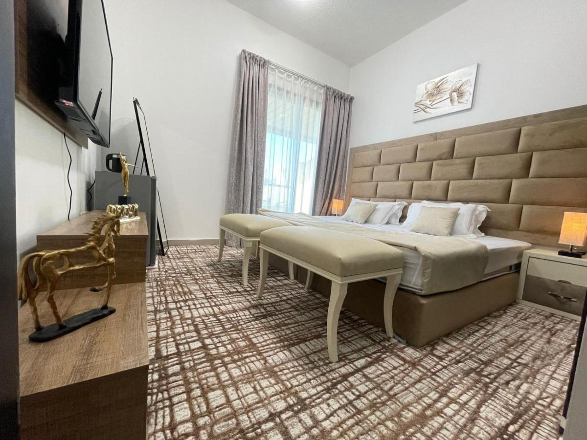 Private Gorgeous With Marina View With Shared Kitchen In Shared Privatunterkunft *