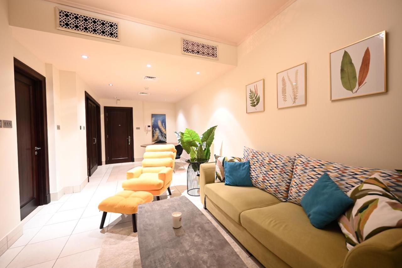 Newly Furnished. Cozy Apartment. Quite Location. Lägenhet *