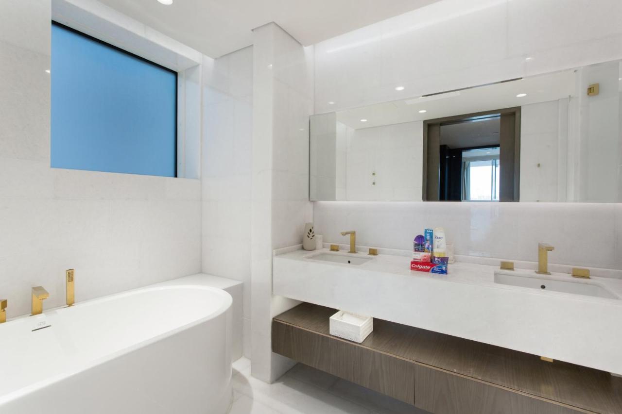 Five Palm - Three Floors, Private Pool, Jacuzzi Villa *