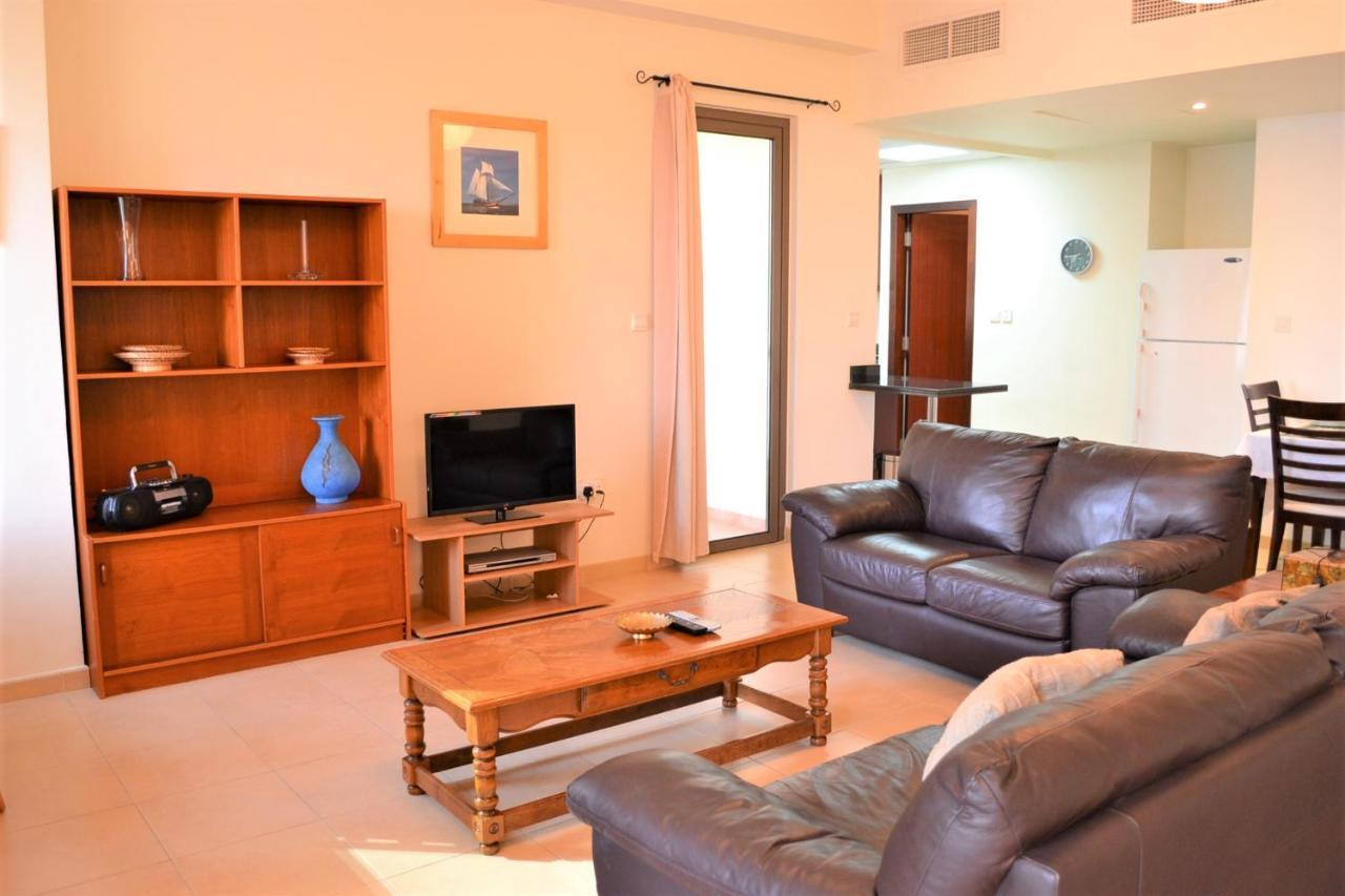Luxury Escapes - Large 1bed With Balcony And A Great Marina View In Jbr Dubaï