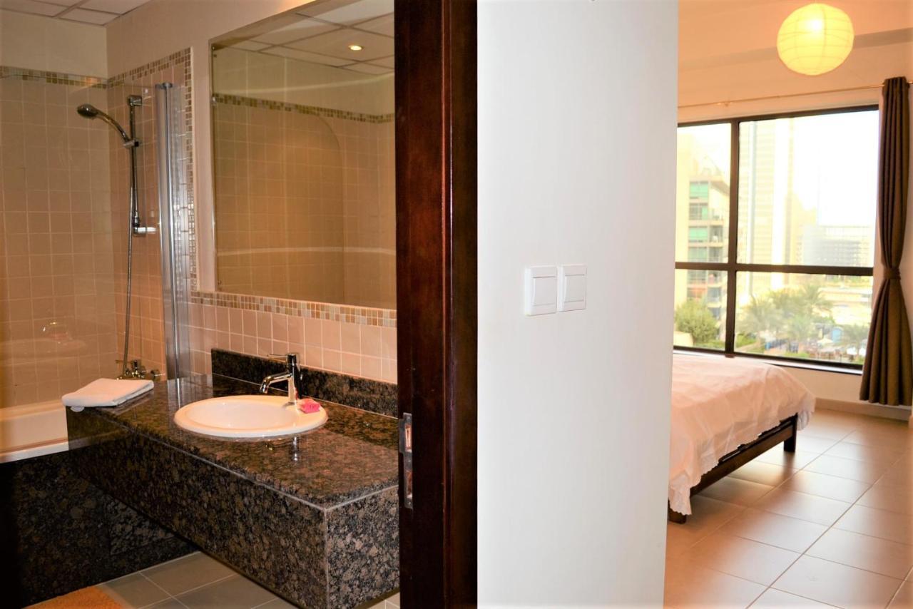 Luxury Escapes - Large 1bed With Balcony And A Great Marina View In Jbr Appartement