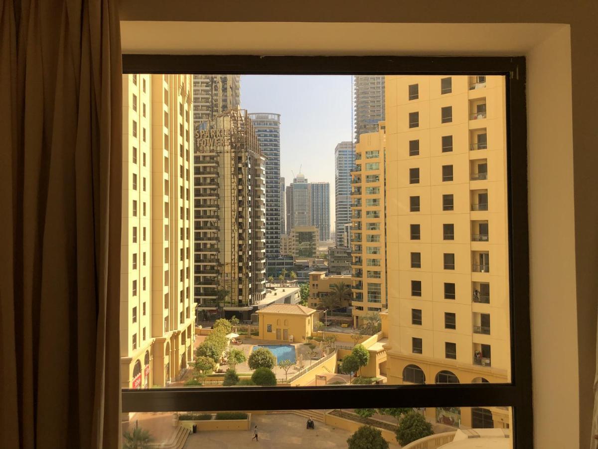 Spacious 5 Beds 3 Min From The Jbr Appartement *