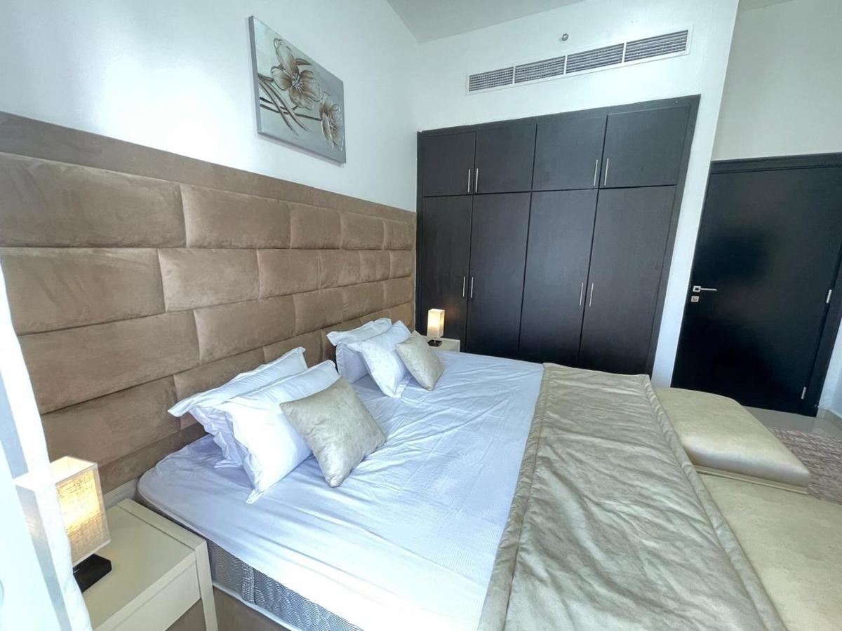 Privatunterkunft Private Gorgeous With Marina View With Shared Kitchen In Shared *