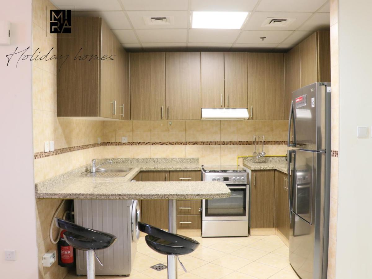 Mira Homes - Serviced 1 Bedroom With Creek View Dubai