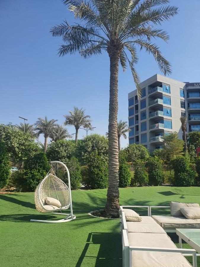 Cozy 1-bedroom In South With Pool * Dubai