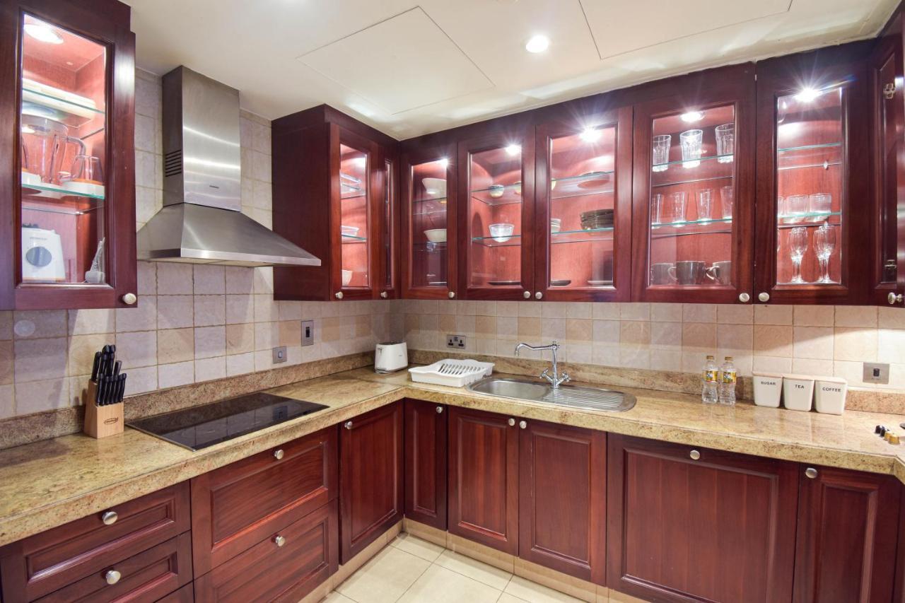 Bnbmehomes - Dashing 2b Apt In Old Downtown - 205 Dubai