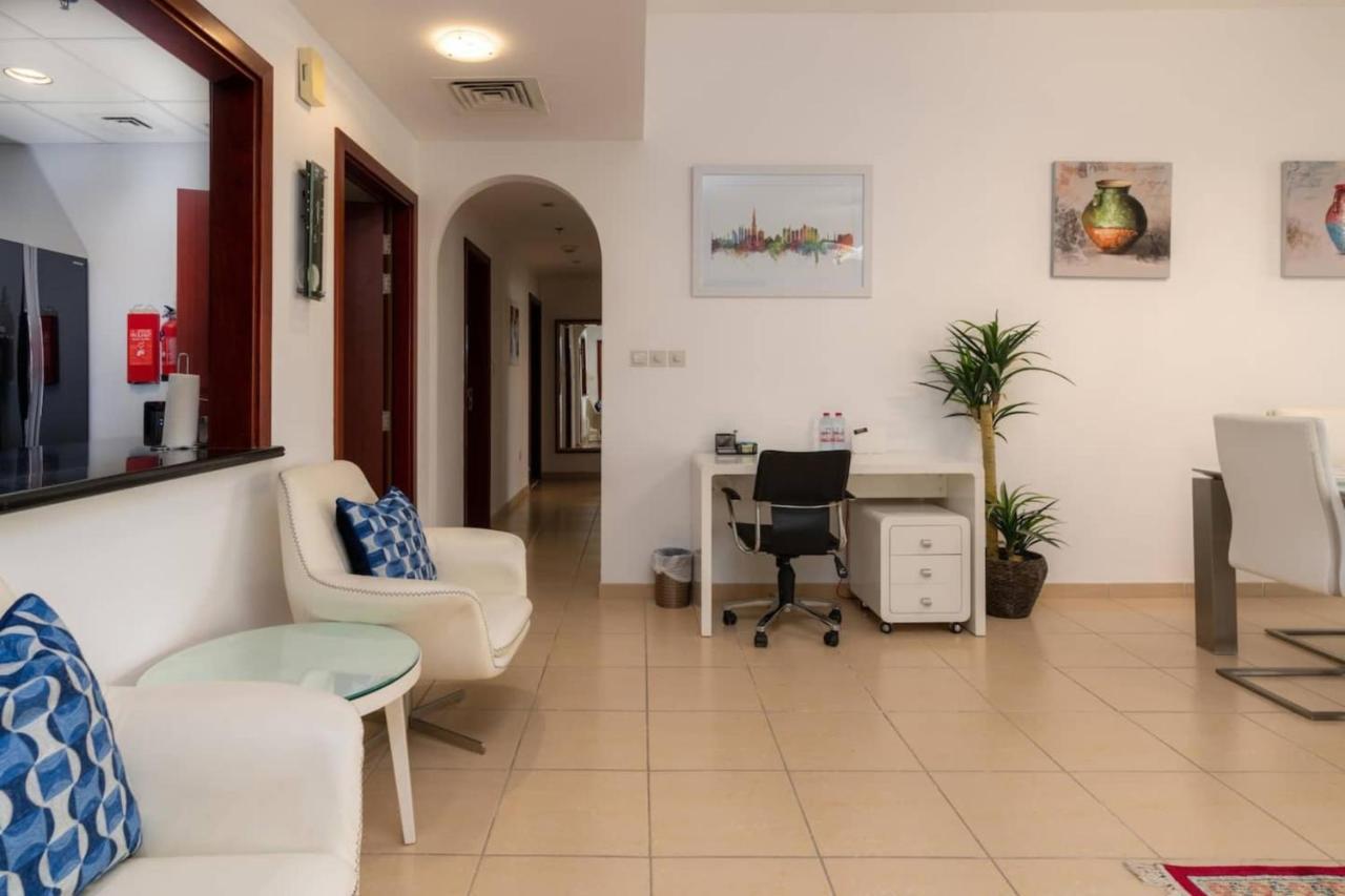 Amazing 2 Bedroom In Apartment Dubai