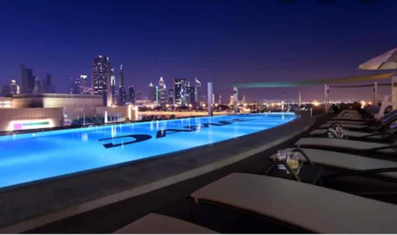 Elegant With Burj Khalifa View, Downtown Apartment