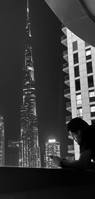 Elegant With Burj Khalifa View, Downtown