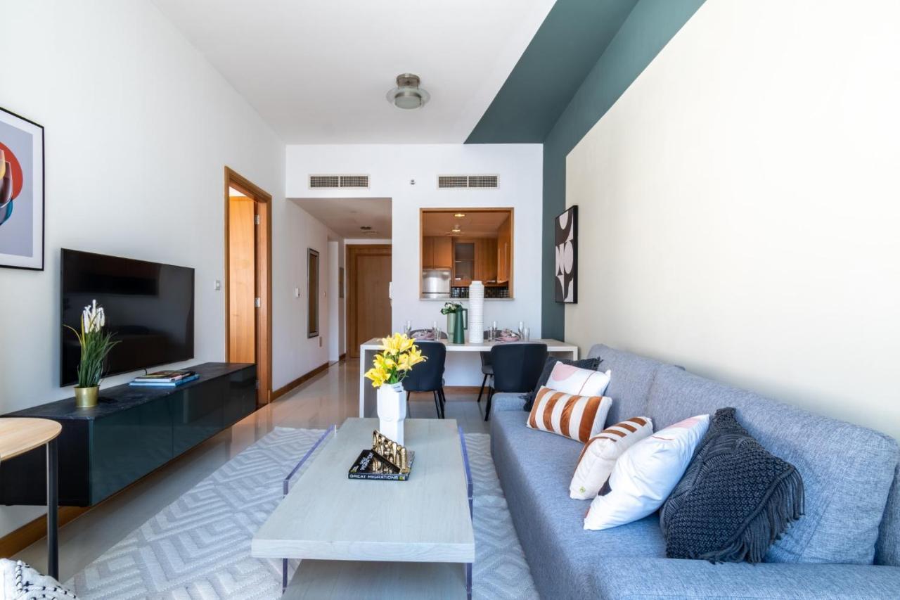 The Smart Concierge - Iris Blue Dubai