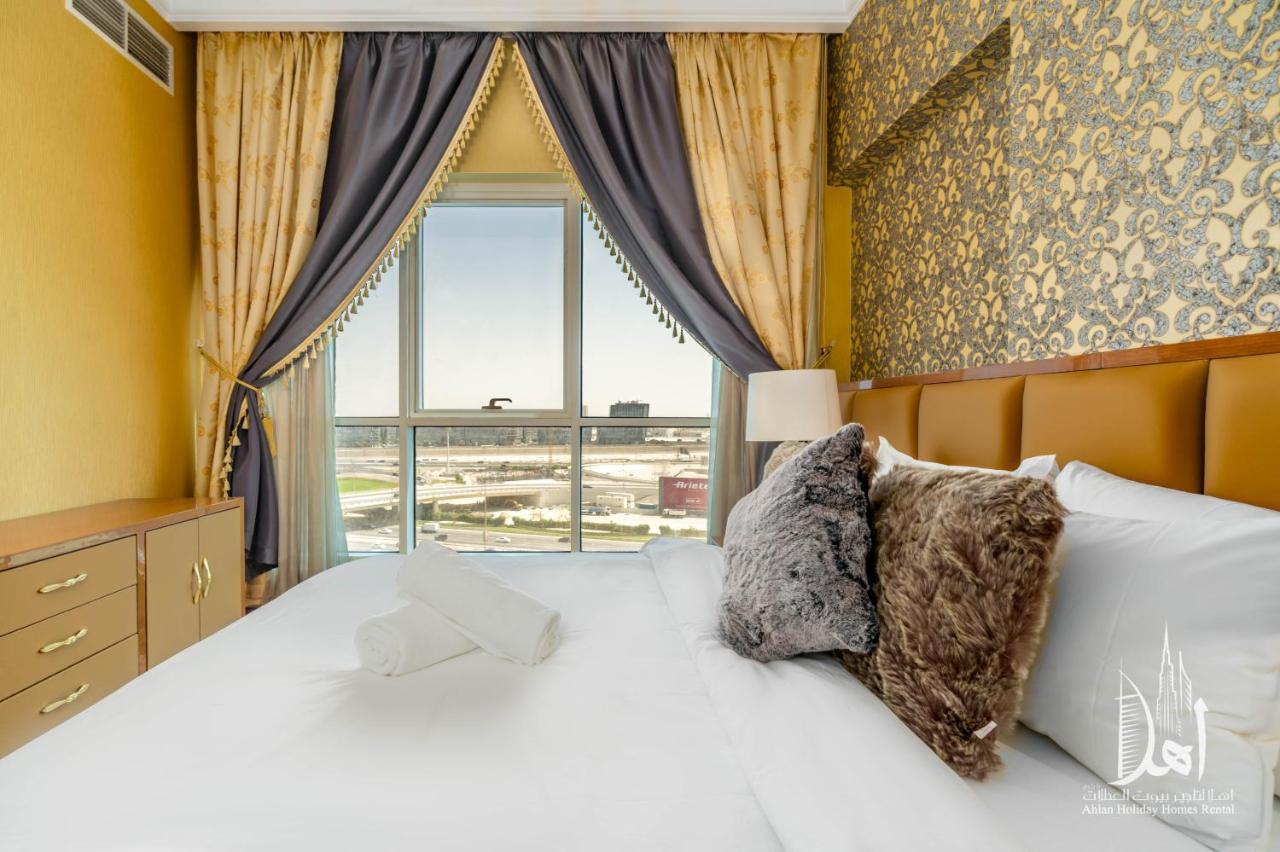 Breathtaking Canal & Burj View Spacious 3br Business Bay Rbc Tower Apartment *
