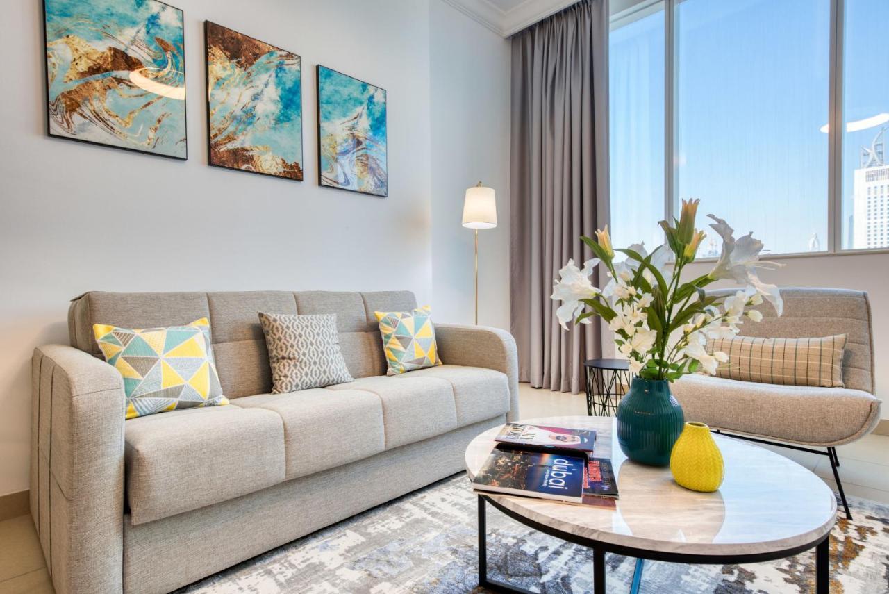 Exquisite Dubai's Urban Living In The Centre Apartamento