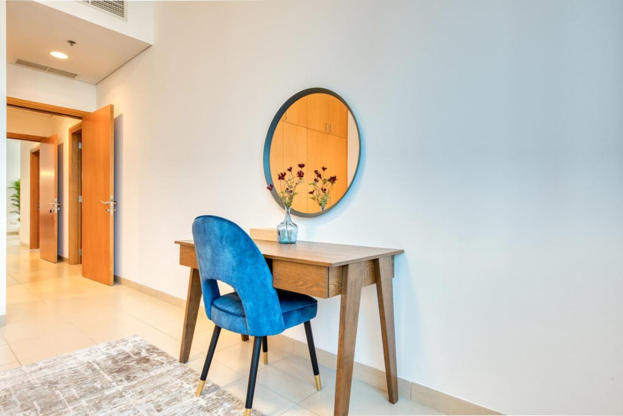 Apartamento Exquisite Dubai's Urban Living In The Centre Dubai
