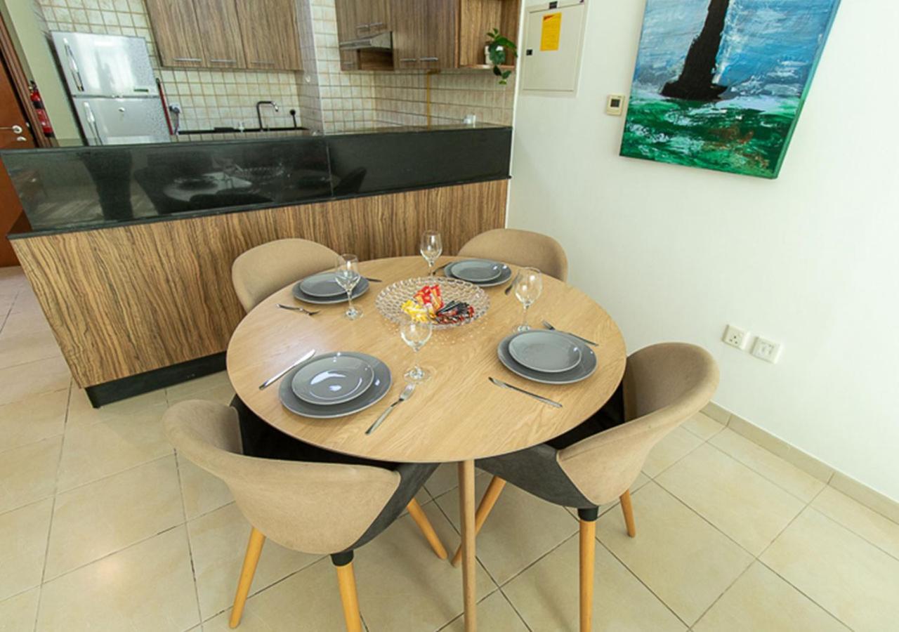 Rh-city Retreat, 01 Bedroom Near Burj Khalifa Downtown Appartement *