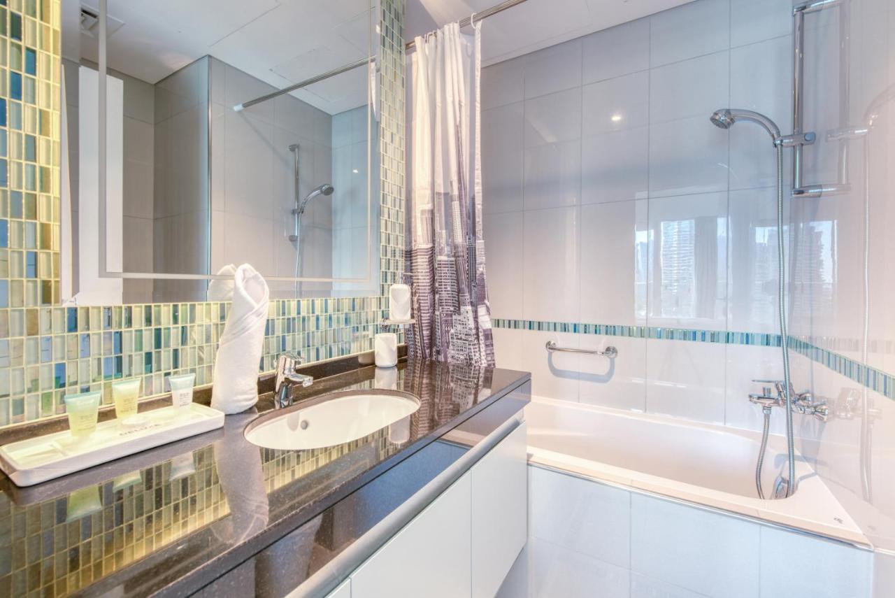Authentic 2br At Damac Heights Marina By Deluxe Apartment
