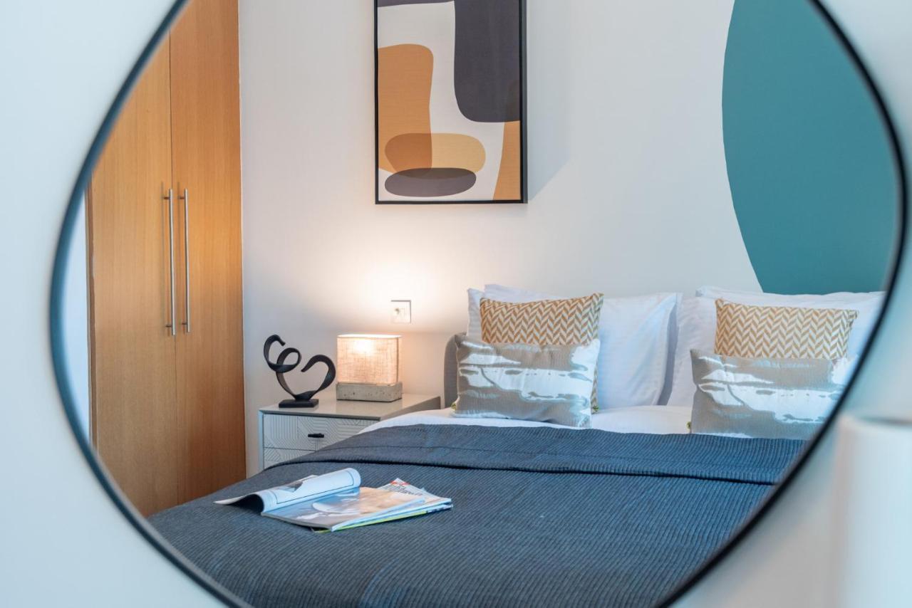 The Smart Concierge - Iris Blue Apartment *