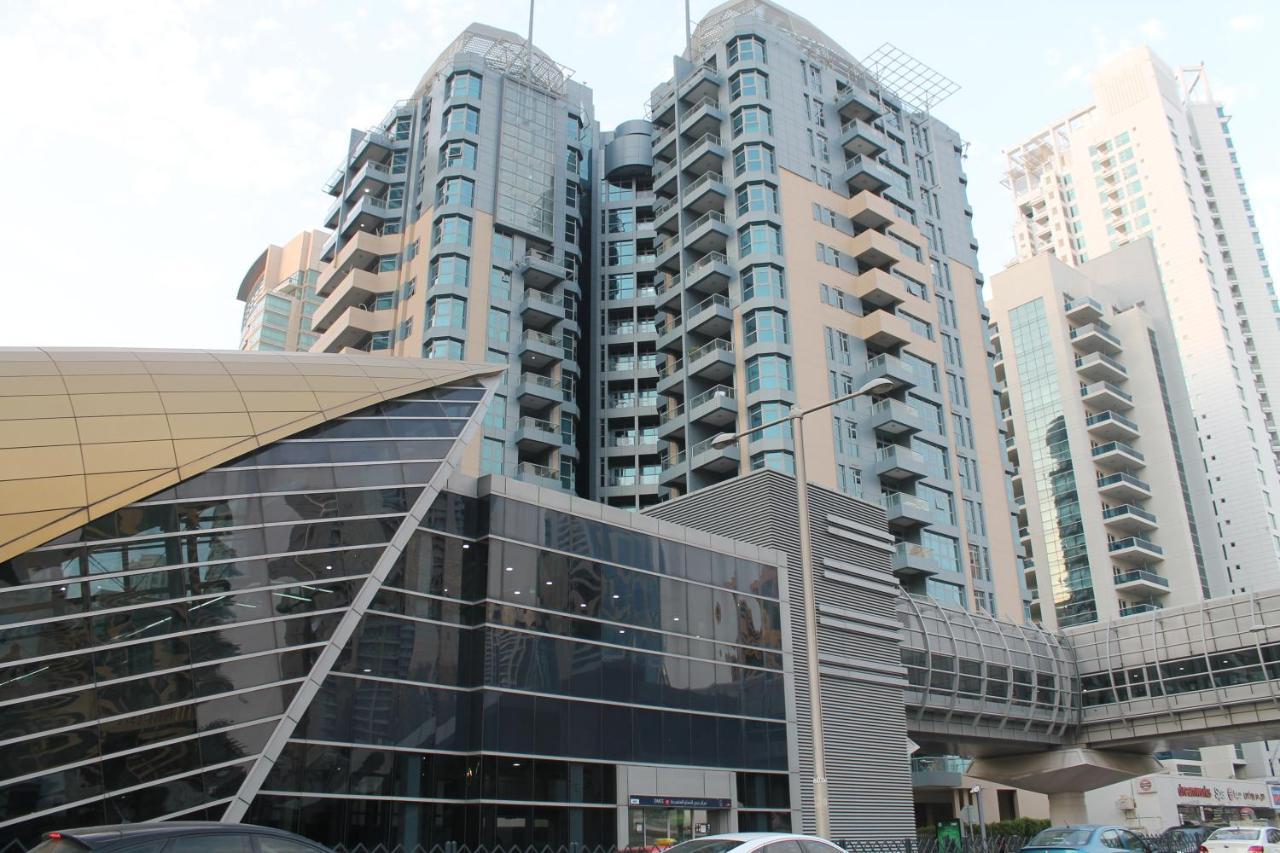 Apartament Newly Furnished One Bedroom Next To Metro & In Marina