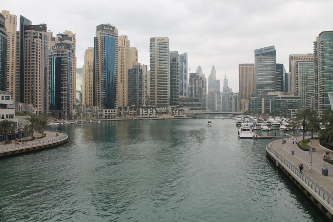 Newly Furnished One Bedroom Next To Metro & In Marina Apartament