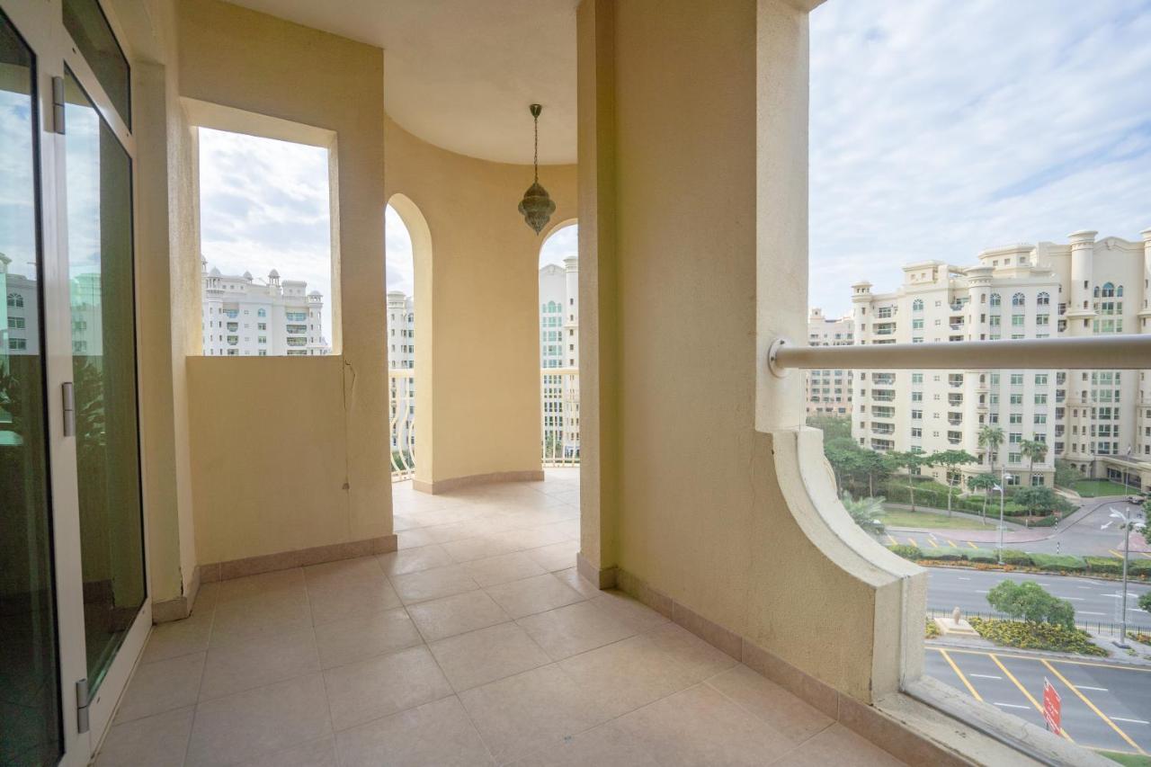 The Palm Luxury 4-Br Beach Club Access Dubai Apartment Dubai