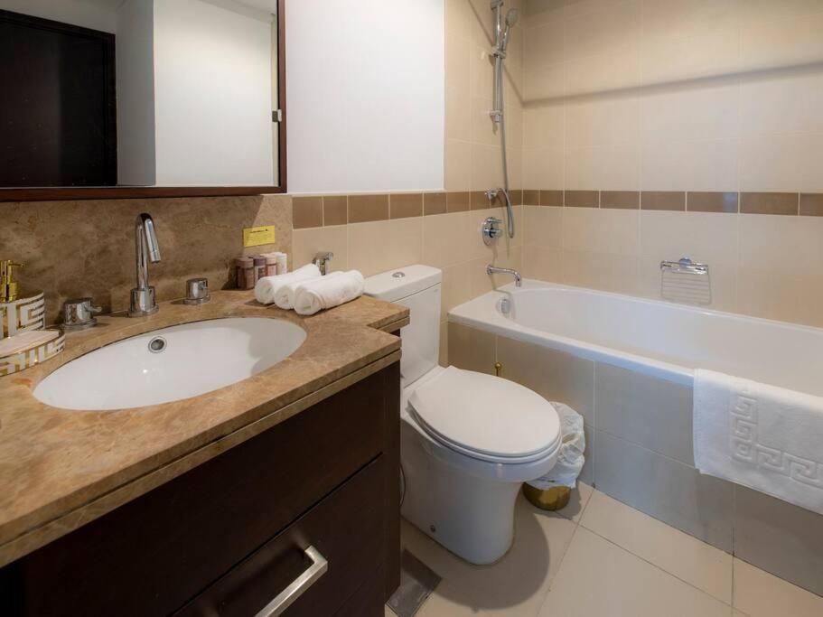 First Class 2br With Full Burj Khalifa And Fountain View *
