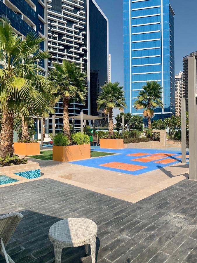 Appartement - Studio In Business Bay Direct On The Water Canal - 1km From Downtown & Mall - 1217a *