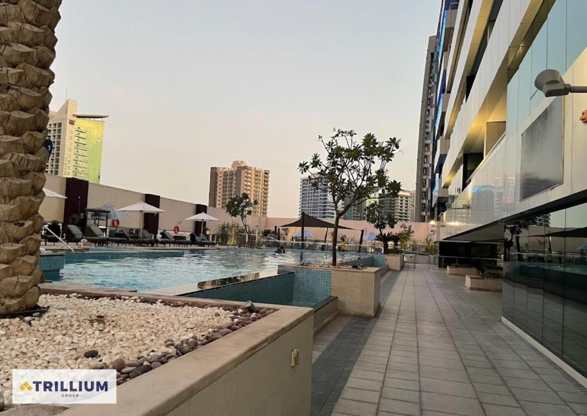 Damac Maison Canal View 1bedroom Apt In Business Bay Dubái