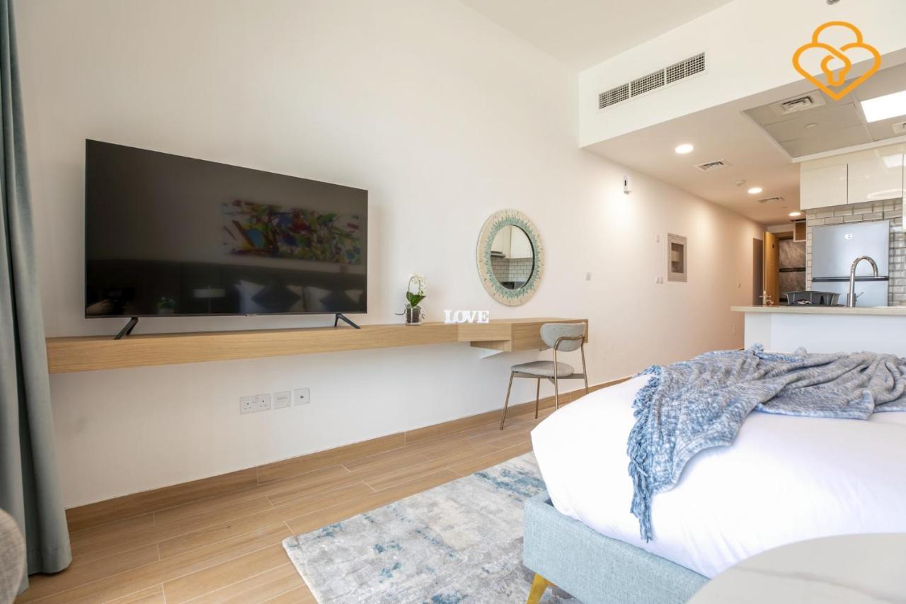 Apartment 151 Residences Studios, Jumeirah Garden City, Sheikh Zayed Rd 713