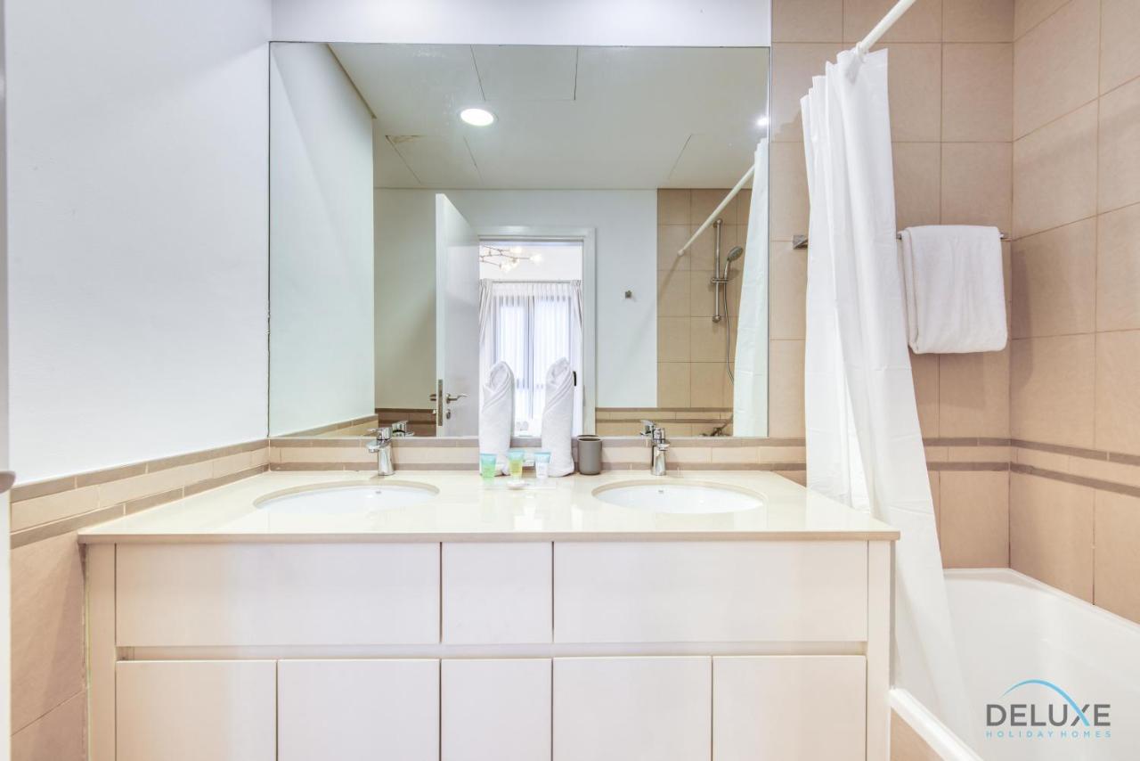 Exquisite 2br At Zahra Breeze Dubailand By Deluxe Homes Appartement Dubai