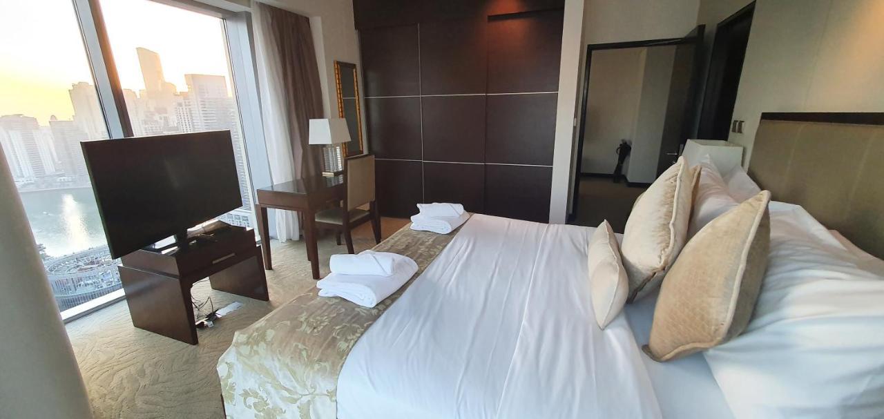 Homes By Al Ghurair - Emaar Marina Former Address Marina Residence- Apartamento
