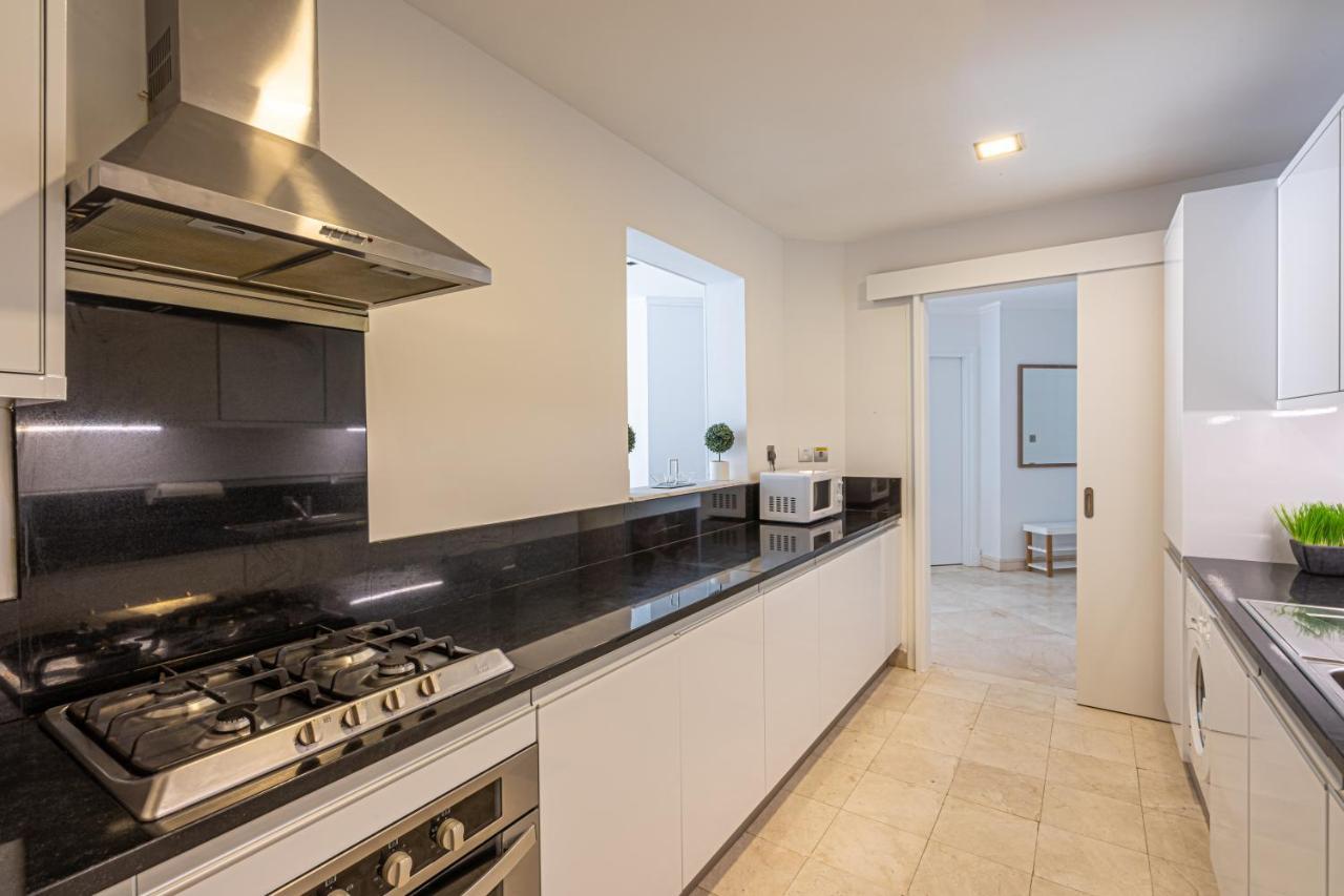 Higuests - Luxurious 1br In Palms With Private Access Apartment