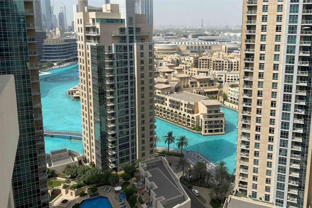 At Heart Of Downtown Next To Burj Khalifa Apartament