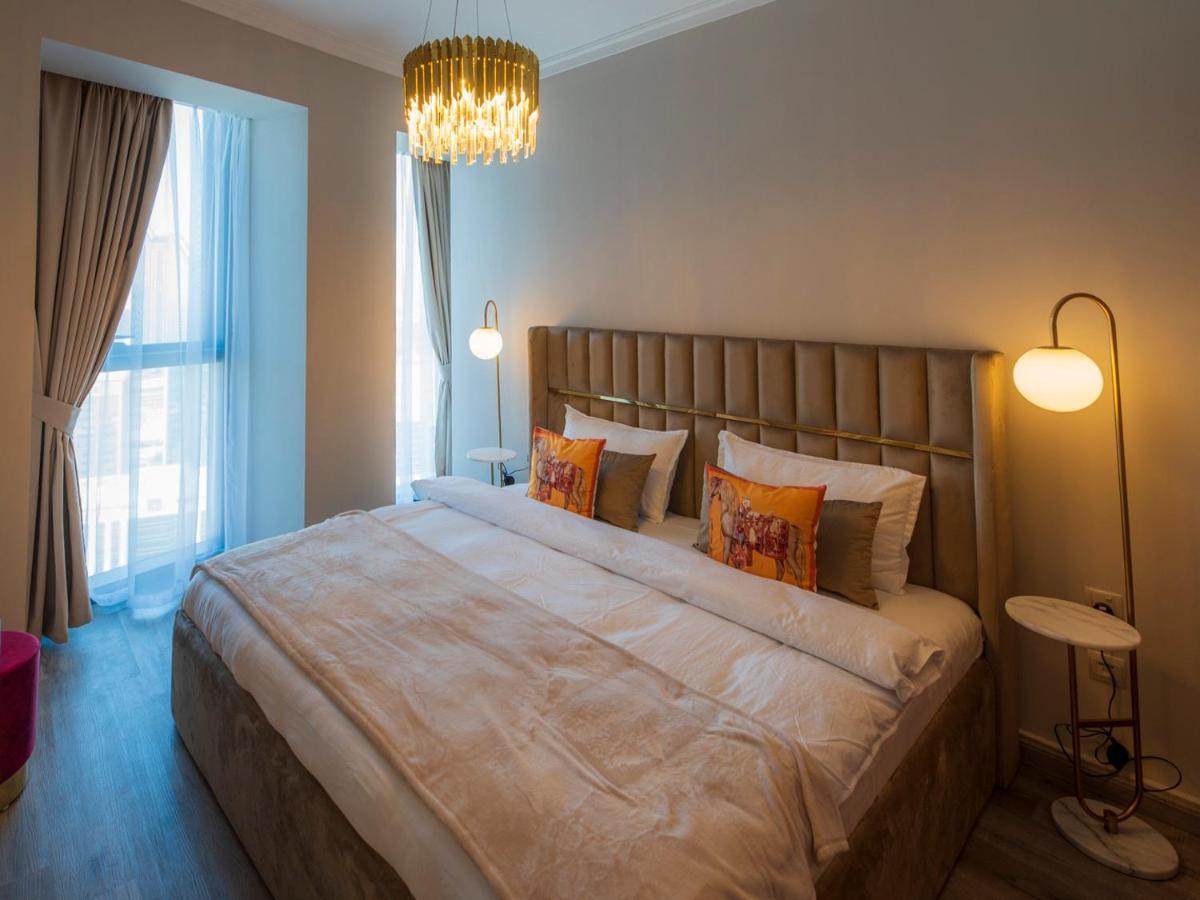 First Class 3br With Full Skyline & Sea View