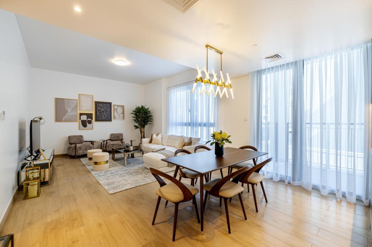 2Br La Cote B3, Community View