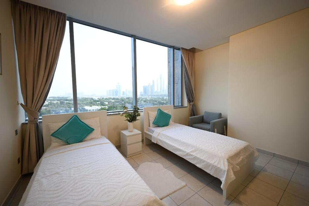 Cozy And Very Well-lit In Difc Apartment *