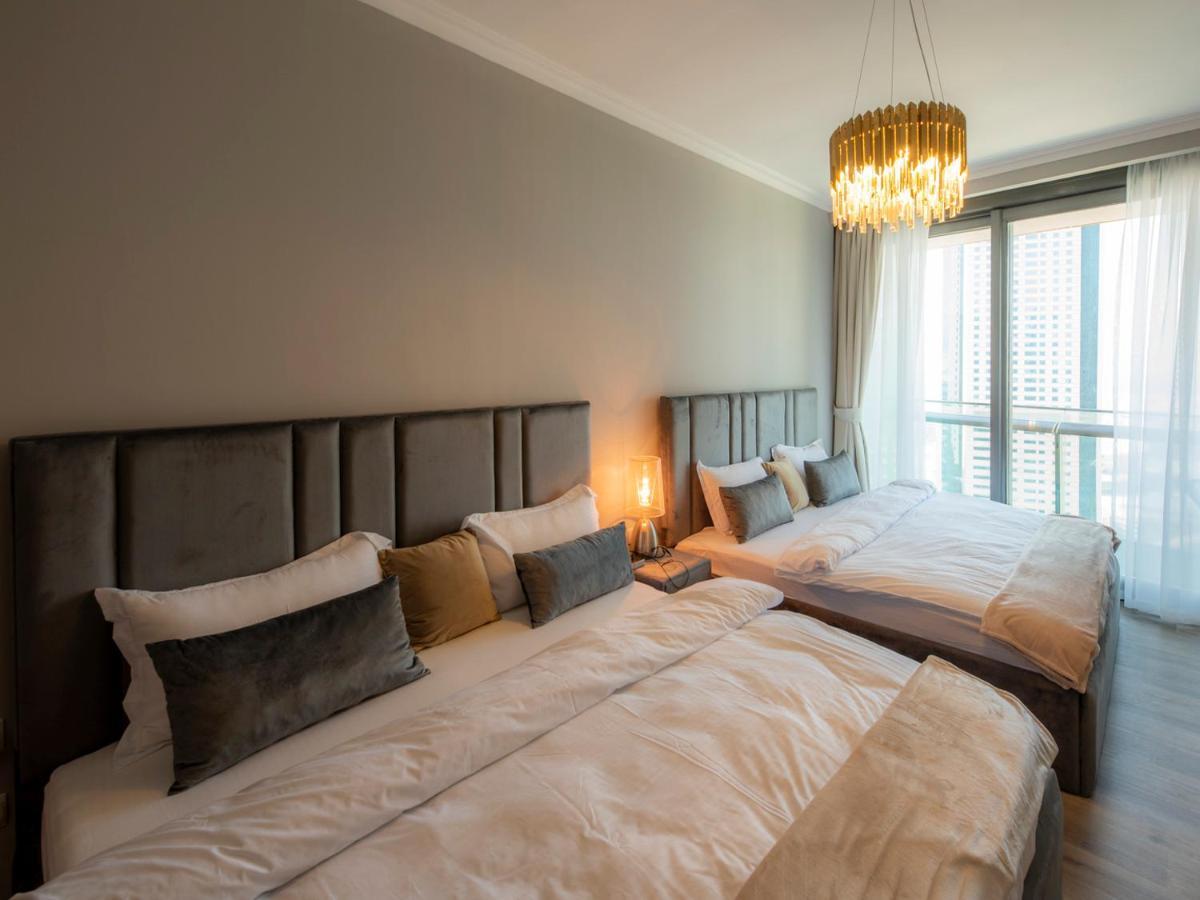 Apartemen First Class 2br With Full Skyline & Sea View