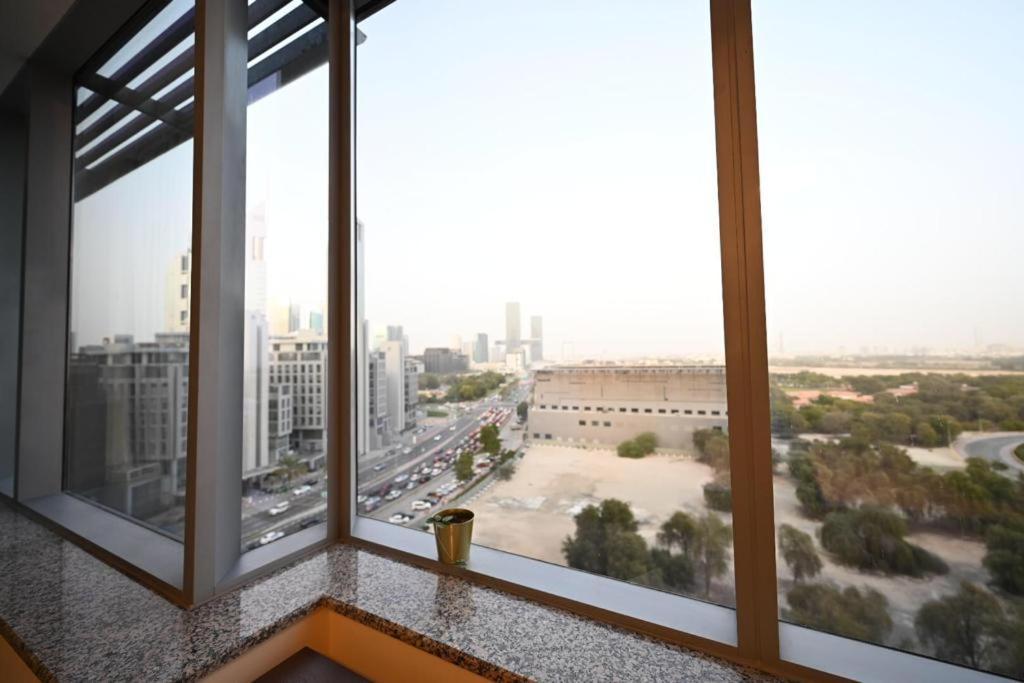 Cozy And Very Well-lit In Difc *