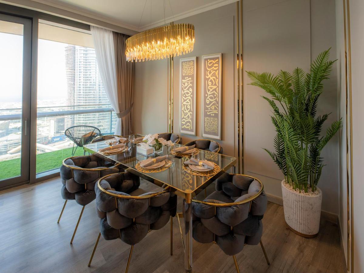 Apartemen First Class 2br With Full Skyline & Sea View *