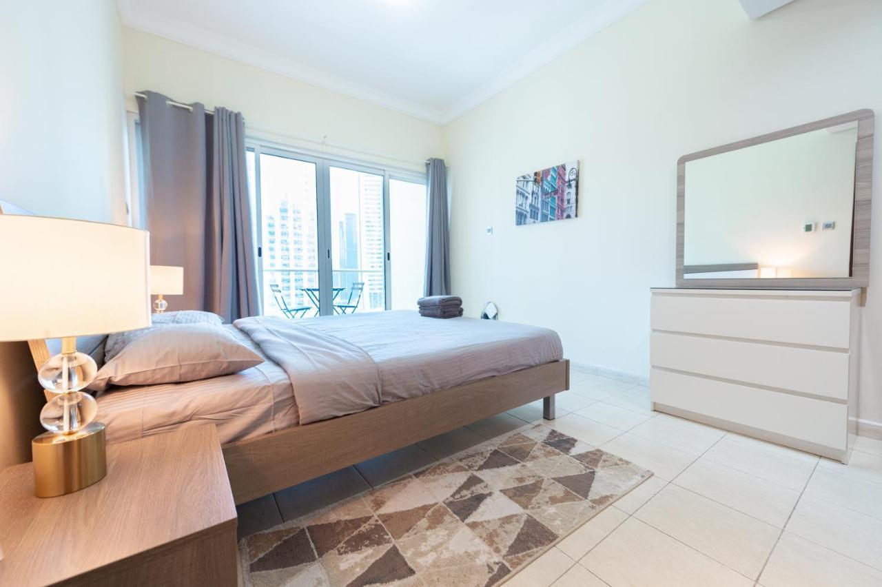 Luxury Escapes - Elegant And Spacious 1bed With 2 Balconies In Jlt * Dubái